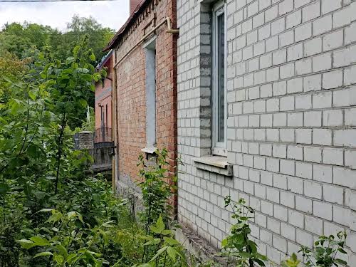 будинок за адресою Фіалкова