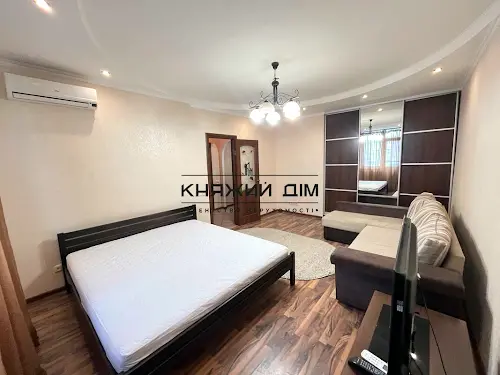 квартира по адресу Степана Рудницкого ул. (Вильямса академика), 5