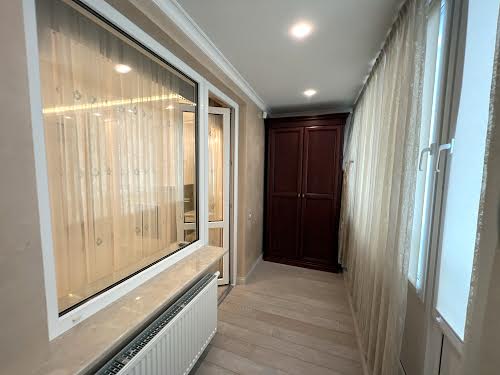квартира за адресою Перемоги вул., 53