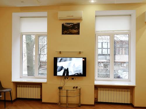 квартира за адресою Басейна вул., 3