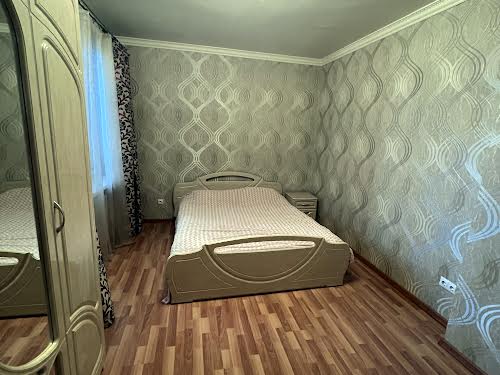 квартира за адресою Осіння вул., 33