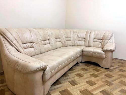 квартира за адресою Білозіра, 8