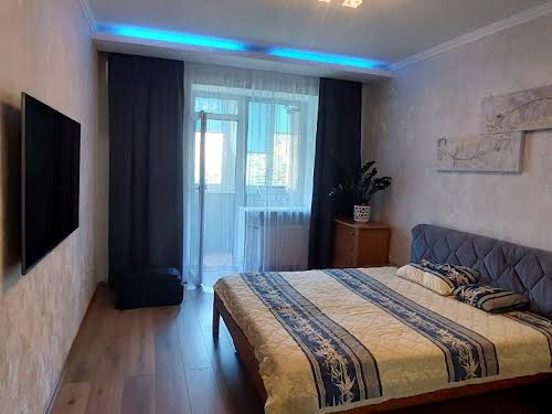 квартира за адресою Бабаджаняна, 68/1