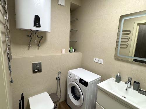 квартира за адресою Литературная, 10б