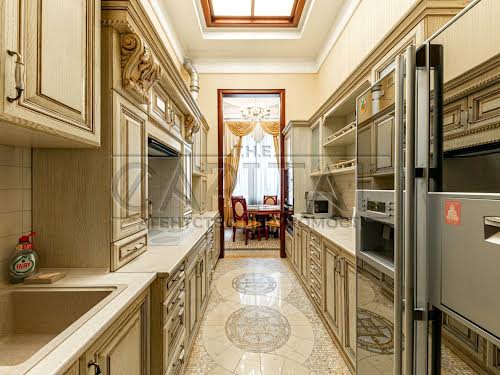 квартира за адресою Заньковецької вул., 7