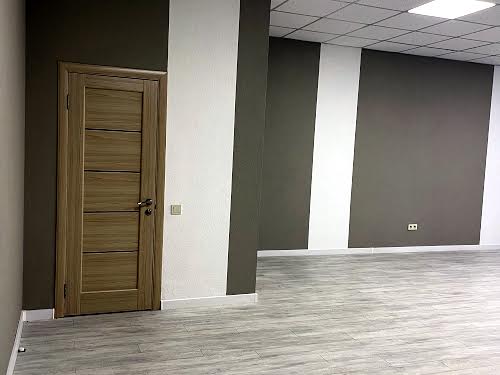комерційна за адресою Миколи Руденка вул. (Руденка), 15д