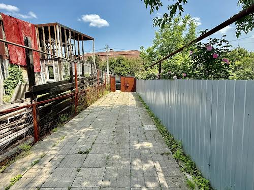 будинок за адресою Далека вул.