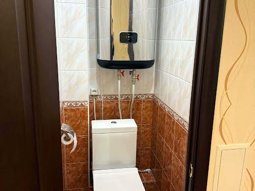 квартира за адресою Автозаводська вул., 81