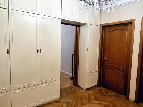 квартира за адресою Панаса Мирного вул., 11