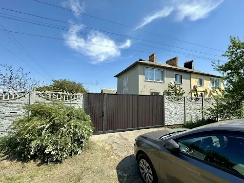 будинок за адресою жукова, 11а/1