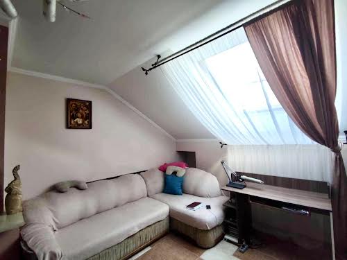 квартира за адресою Коновальця вул., 3