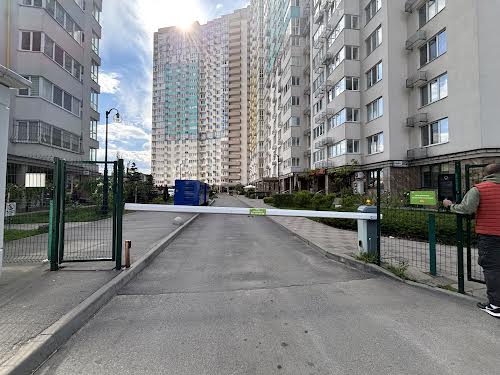 квартира по адресу Академика Заболотного ул., 15-Б