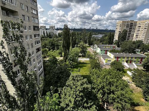 квартира по адресу Флоренции ул., 10-А