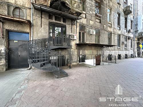 комерційна за адресою Ніжинська вул., 64