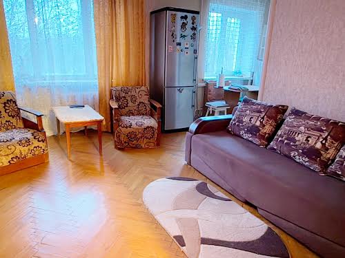 квартира за адресою Євгена Танцюри вул., 59