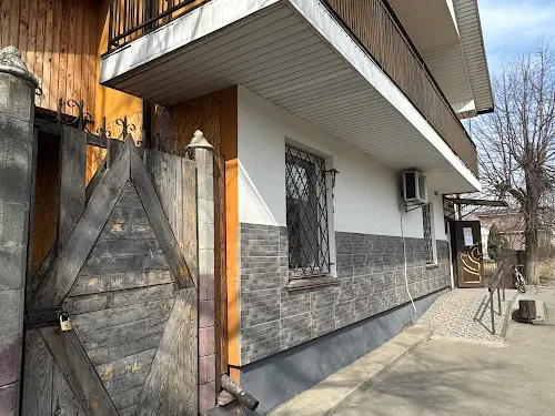 комерційна за адресою Бурова, 29