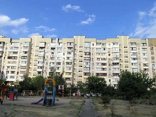 квартира за адресою Драгоманова вул., 18