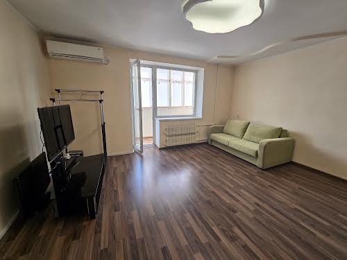 квартира за адресою Знам'янська вул. (Прапорна), 3