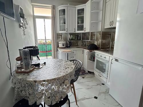 квартира за адресою Кирила Студинського вул., 14
