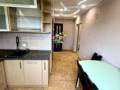 квартира за адресою Озерна вул., 26