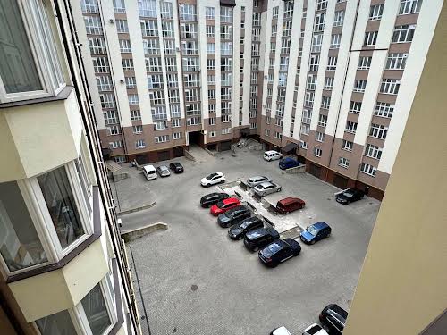 квартира за адресою Чорновола вул., 155