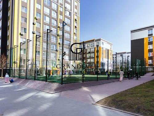 квартира по адресу Джерельна ул., 4
