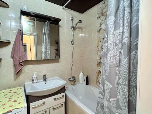 квартира за адресою Академіка Заболотного вул., 39