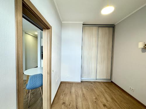 квартира за адресою Володимира Моссаковського вул. (Клари Цеткін), 7