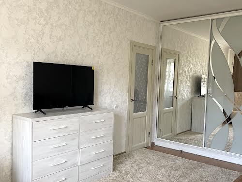квартира за адресою Романа Шухевича вул., 18