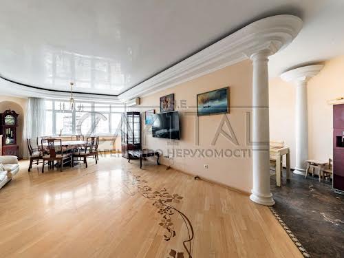 квартира за адресою Старонаводницька вул., 6Б