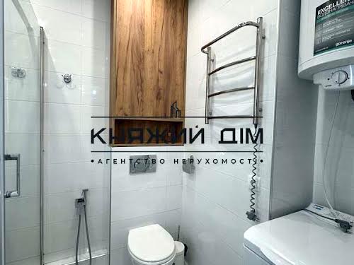 квартира за адресою Ревуцького вул., 40-Б
