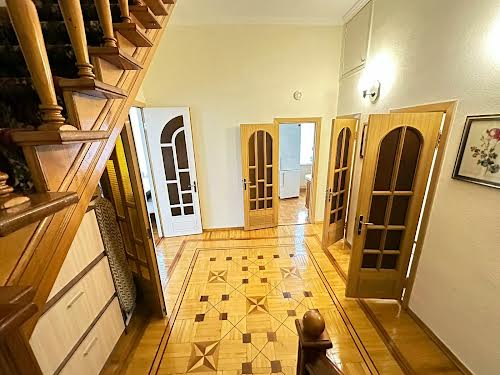 квартира за адресою Михайлівська вул., 24-В