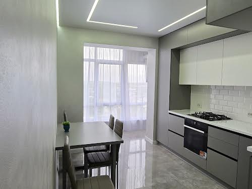 квартира за адресою Височана вул., 18