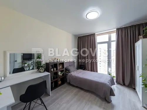 квартира за адресою Сім'ї Кульженків вул. (Петра Дегтяренка), 31-А