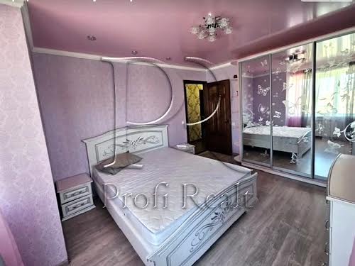 квартира за адресою Симиренка вул., 1Г