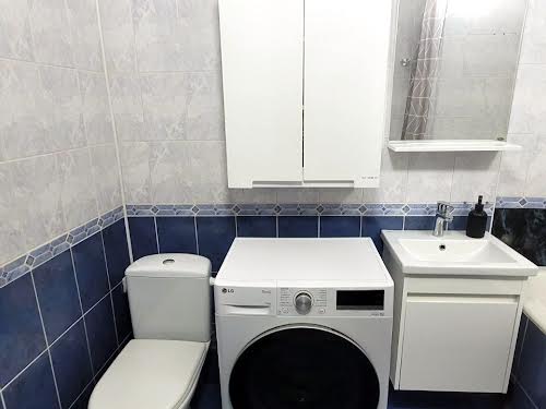 квартира за адресою Леся Курбаса просп., 3