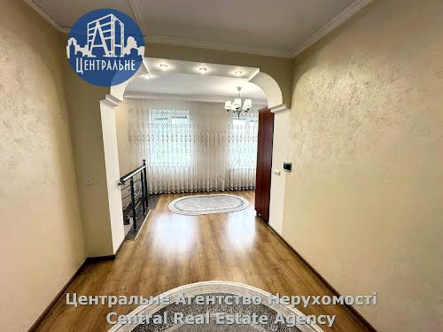 будинок за адресою Південно-Кільцева вул.