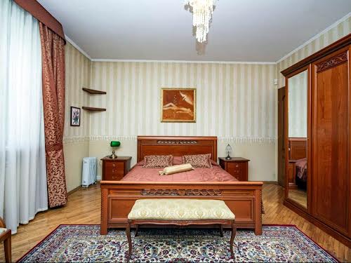 будинок за адресою Івана Їжакевича вул.