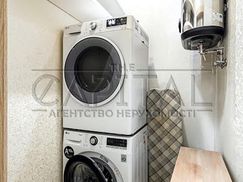 квартира за адресою Панаса Мирного вул., 28-А