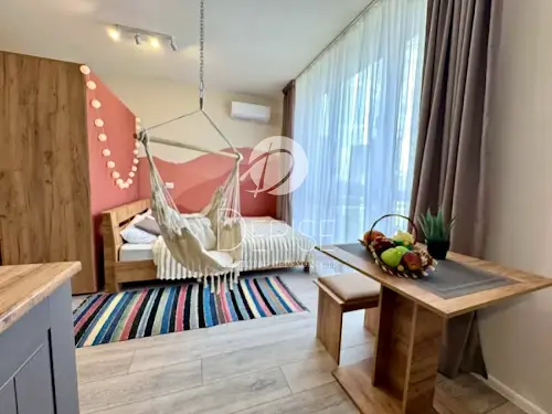 квартира за адресою Віктора Некрасова, 12а