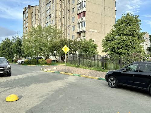 квартира по адресу Юності ул., 1