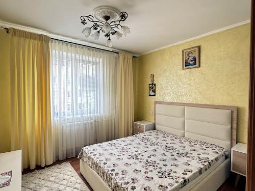 квартира за адресою Гетьмана Павла Полуботка вул., 11