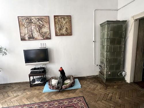 квартира за адресою Миколи Леонтовича вул., 13