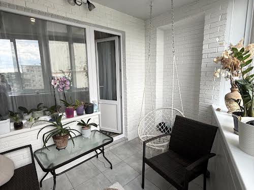квартира за адресою Грушевського вул., 28