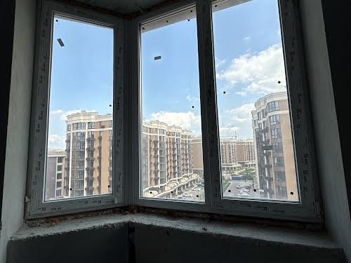 квартира за адресою Академіка Амосова вул., 67