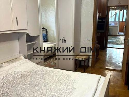 квартира по адресу Драгоманова ул., 14А