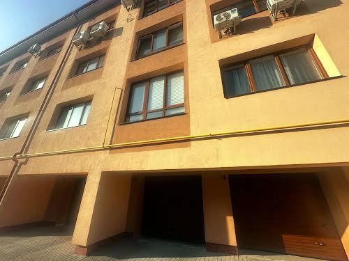 квартира по адресу Героїв Крут ул., 3