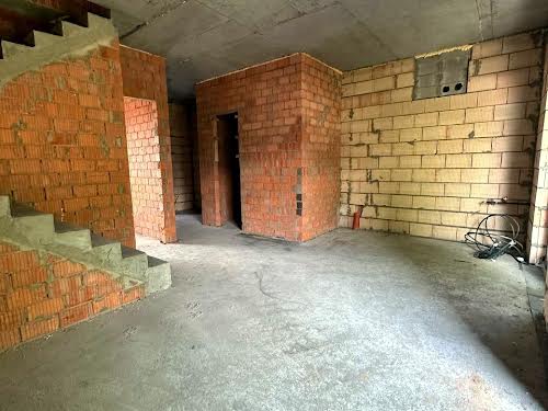 дом по адресу Ярова вул., 1