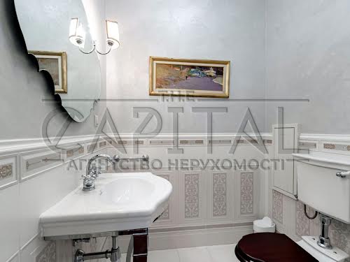 квартира за адресою Інститутська вул., 18-А