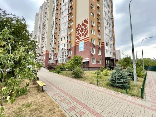 квартира за адресою Софії Русової вул., 3